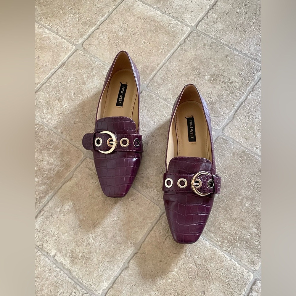 Nine West Burgundy color Croc-Embossed Loafers with Buckle.  Excellent condition
